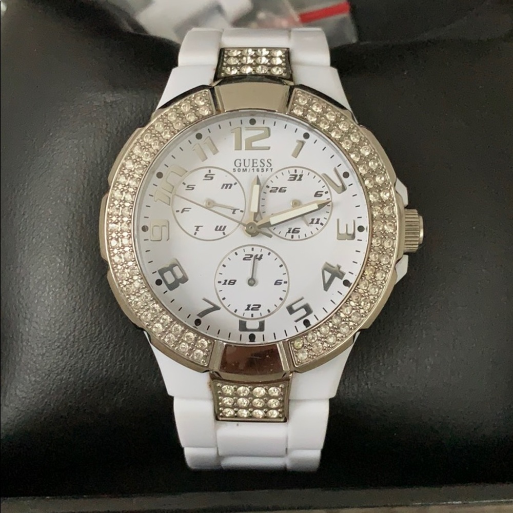 Guess women’s watch!